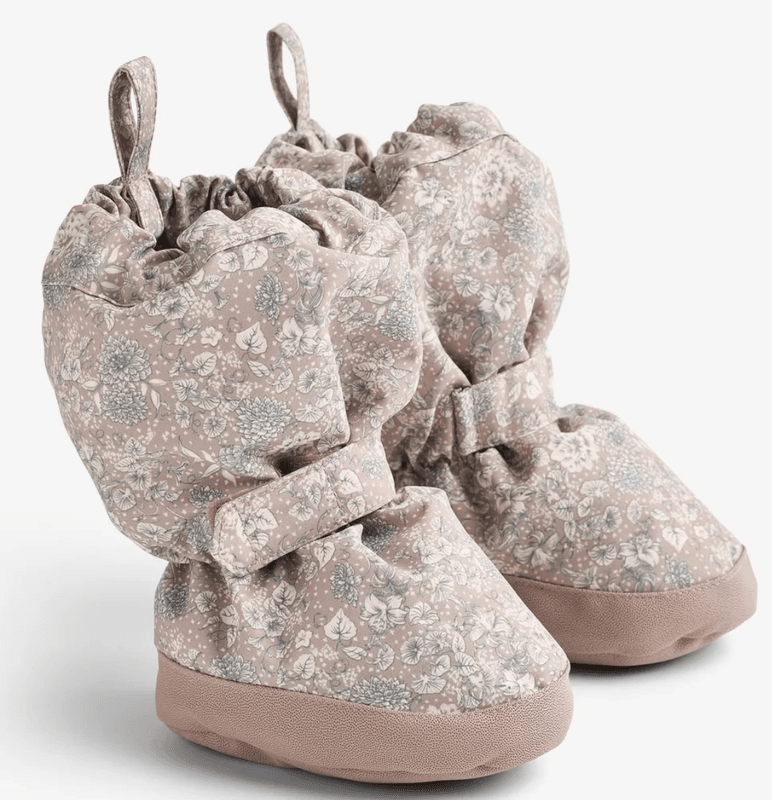 Wheat Booties tech dry rose flowers