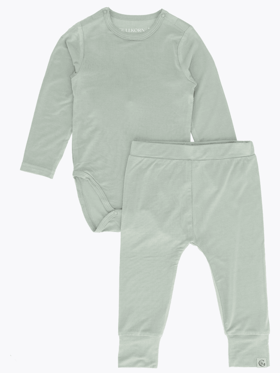 Gullkorn Vennen baby sett warm green